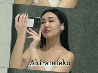 Akiramieko