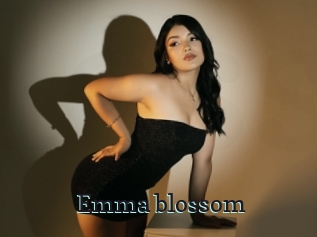 Emma_blossom